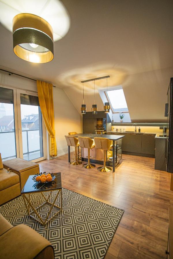 Apartament W Cieplicach Gold Jelenia Góra Extérieur photo
